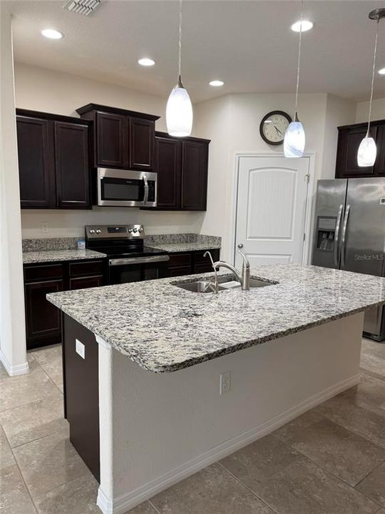 For Sale: $299,900 (3 beds, 2 baths, 1714 Square Feet)