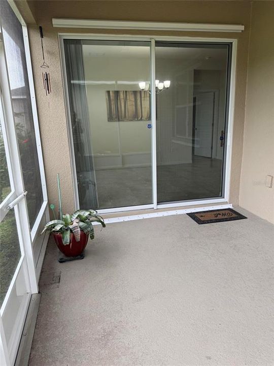 For Sale: $299,900 (3 beds, 2 baths, 1714 Square Feet)