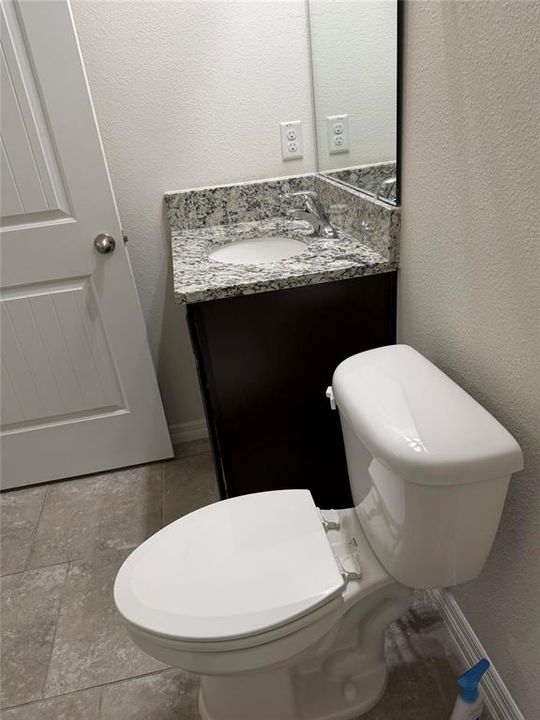 For Sale: $299,900 (3 beds, 2 baths, 1714 Square Feet)