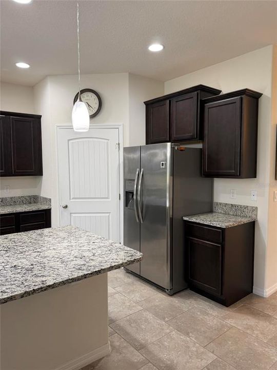 For Sale: $299,900 (3 beds, 2 baths, 1714 Square Feet)