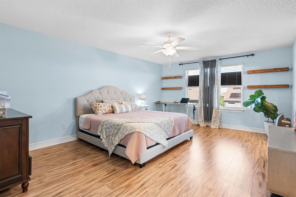 For Sale: $414,900 (5 beds, 3 baths, 2636 Square Feet)