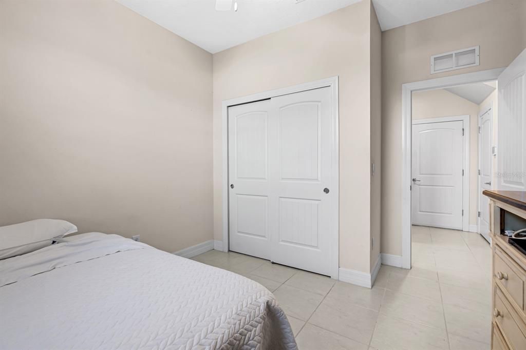 For Sale: $414,900 (5 beds, 3 baths, 2636 Square Feet)