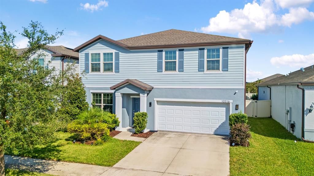 For Sale: $414,900 (5 beds, 3 baths, 2636 Square Feet)