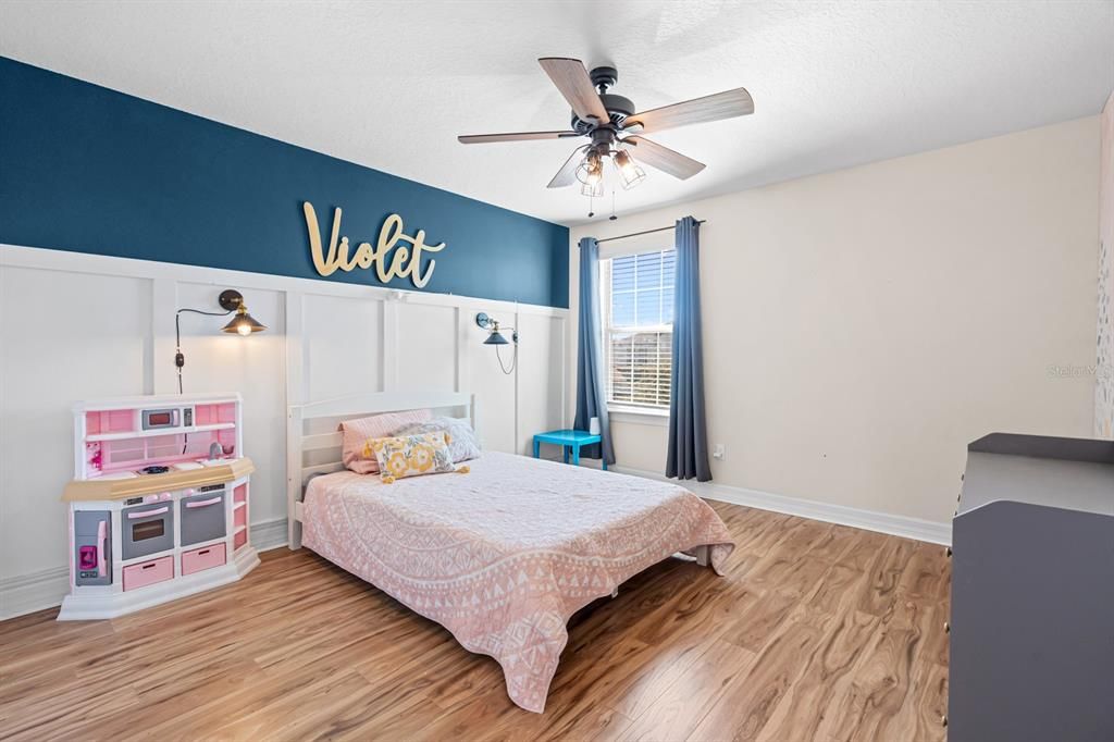 For Sale: $414,900 (5 beds, 3 baths, 2636 Square Feet)