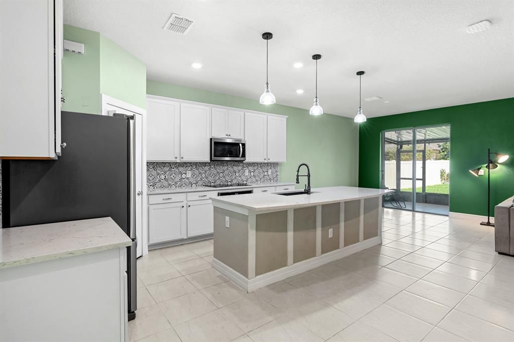 For Sale: $414,900 (5 beds, 3 baths, 2636 Square Feet)