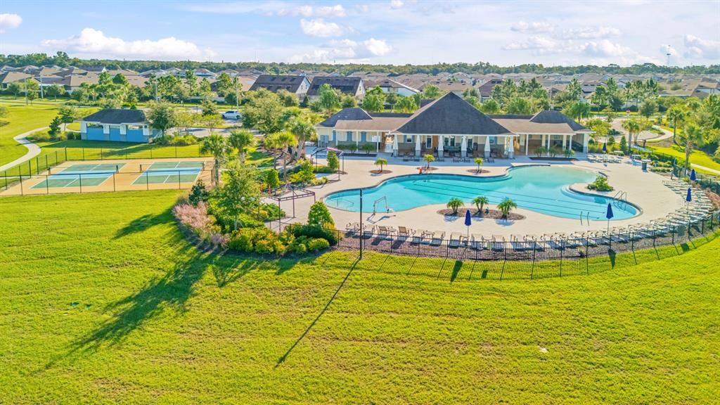 For Sale: $414,900 (5 beds, 3 baths, 2636 Square Feet)