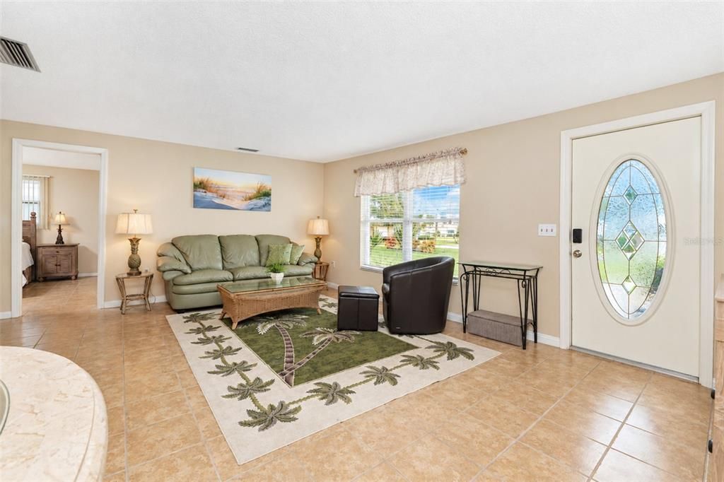 For Sale: $439,000 (2 beds, 2 baths, 1665 Square Feet)