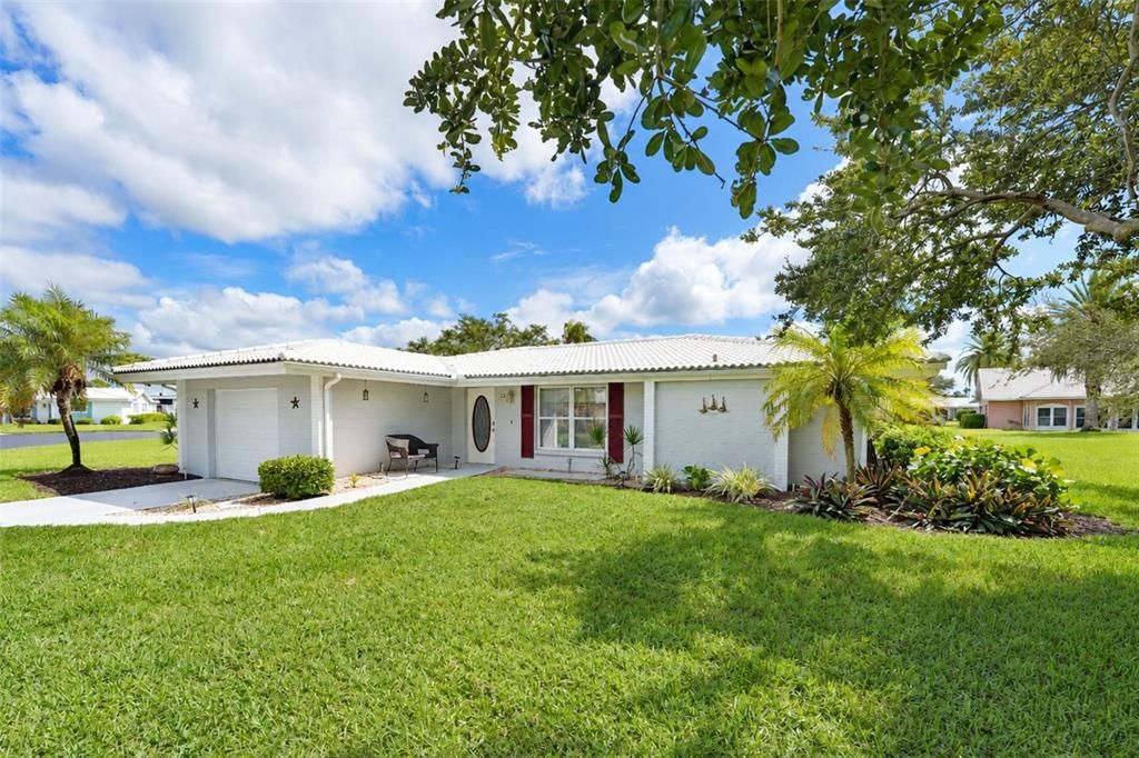 For Sale: $439,000 (2 beds, 2 baths, 1665 Square Feet)