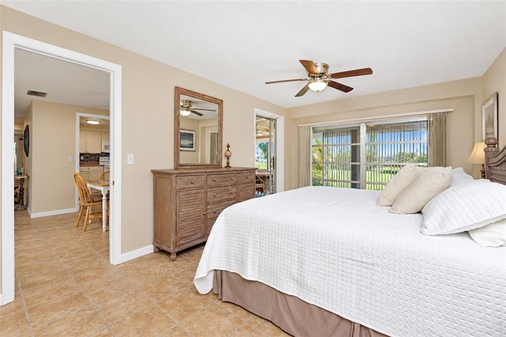 For Sale: $439,000 (2 beds, 2 baths, 1665 Square Feet)