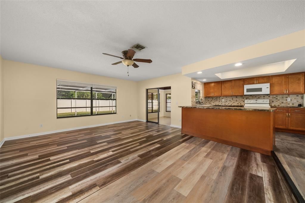 En Venta: $244,500 (2 camas, 2 baños, 1456 Pies cuadrados)