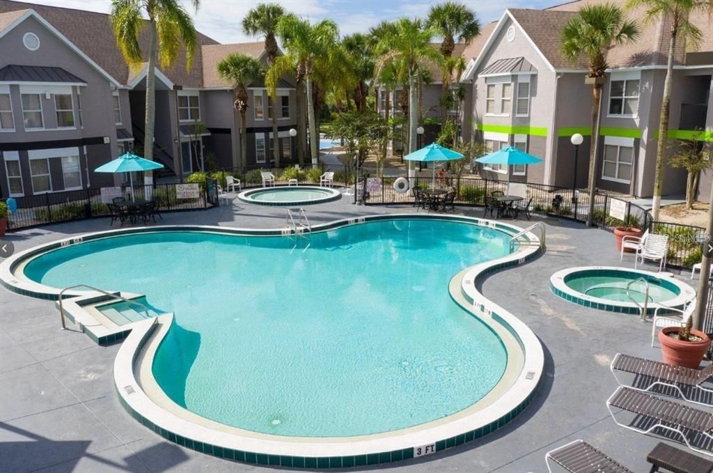 For Sale: $145,000 (1 beds, 1 baths, 524 Square Feet)