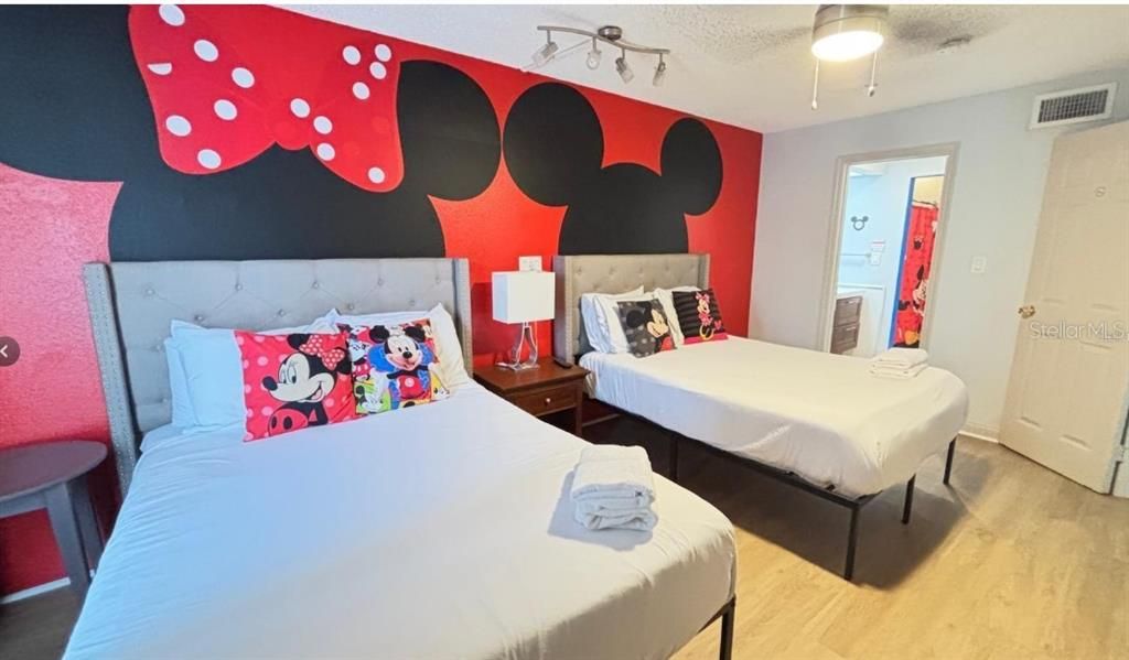 For Sale: $145,000 (1 beds, 1 baths, 524 Square Feet)