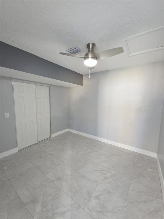 For Rent: $2,100 (3 beds, 1 baths, 1050 Square Feet)