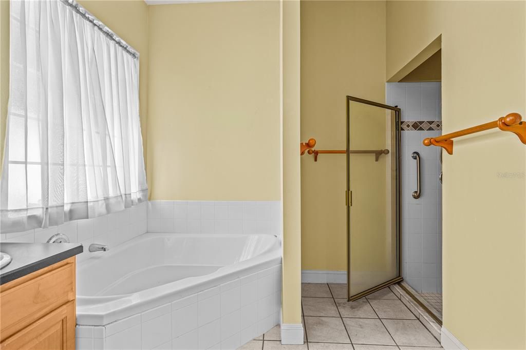 En Venta: $330,000 (3 camas, 2 baños, 1854 Pies cuadrados)