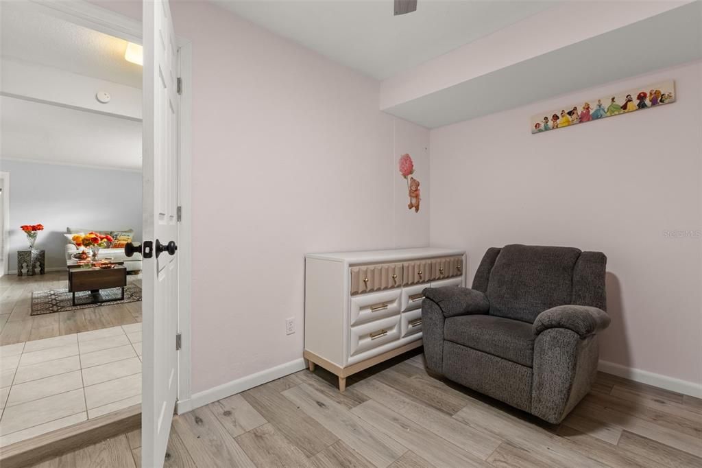For Sale: $399,000 (4 beds, 2 baths, 1850 Square Feet)