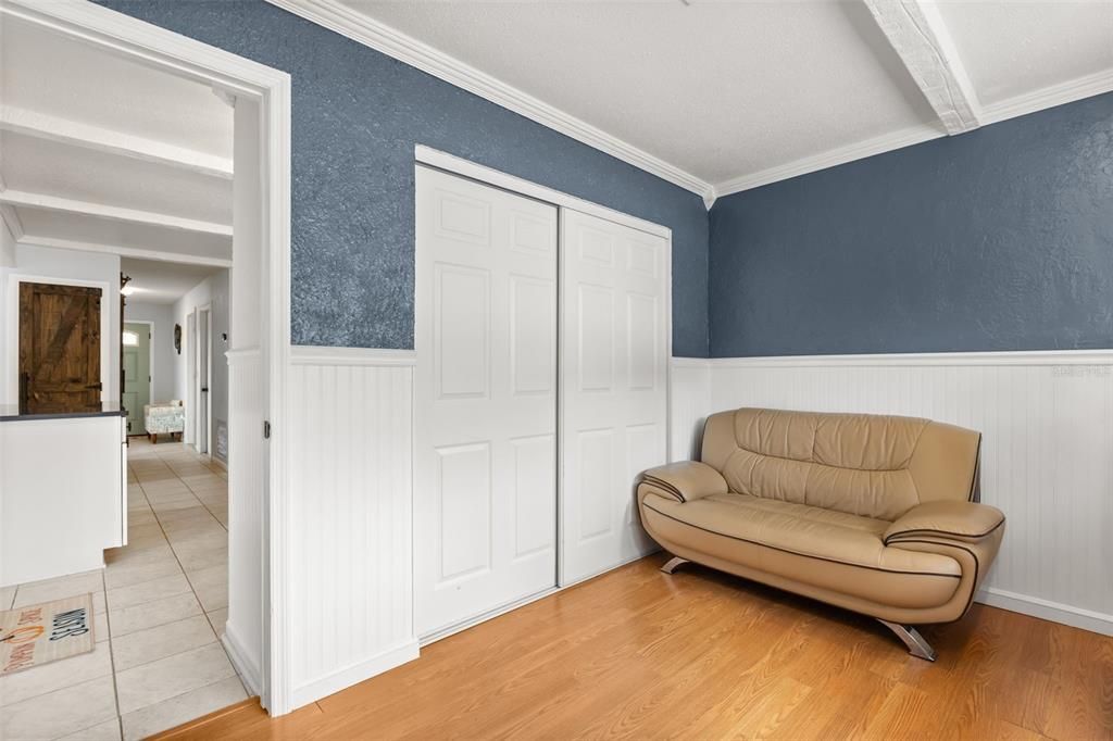For Sale: $399,000 (4 beds, 2 baths, 1850 Square Feet)