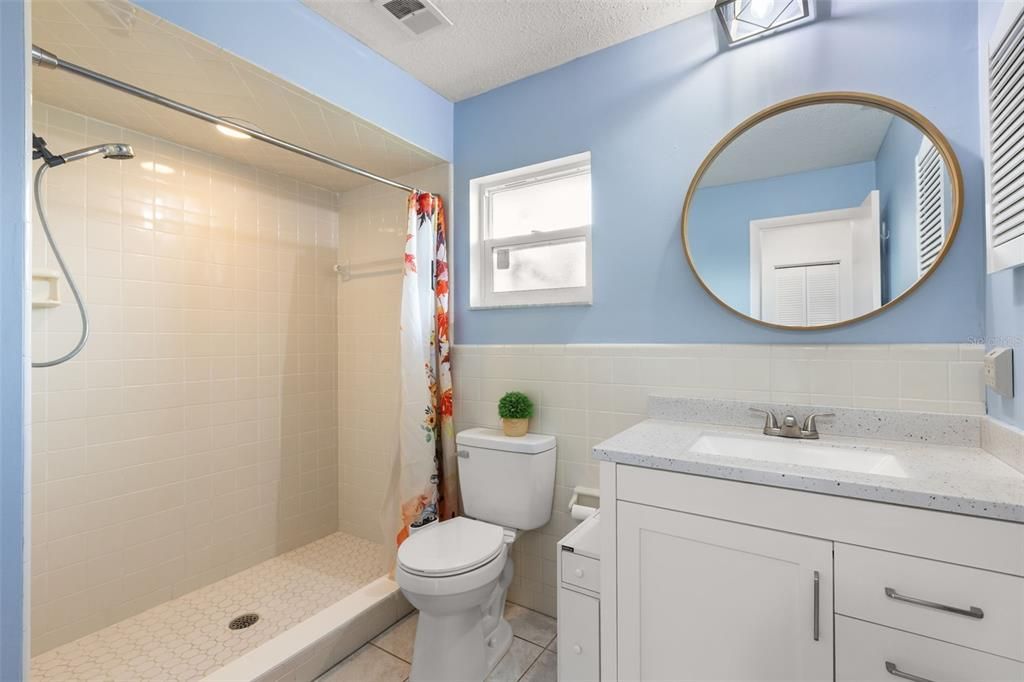 For Sale: $399,000 (4 beds, 2 baths, 1850 Square Feet)