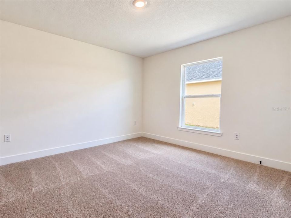 For Sale: $378,900 (3 beds, 2 baths, 1970 Square Feet)