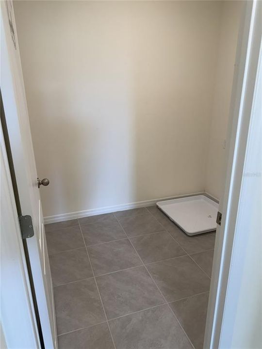 En Venta: $389,900 (4 camas, 2 baños, 2540 Pies cuadrados)