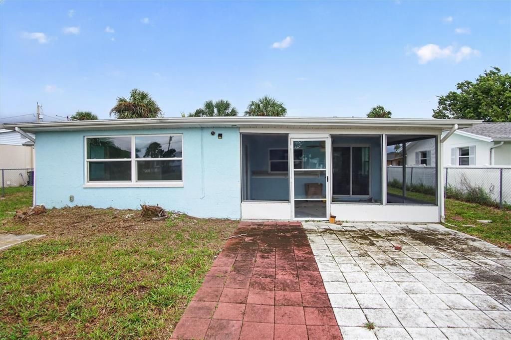 For Sale: $239,990 (3 beds, 2 baths, 1277 Square Feet)