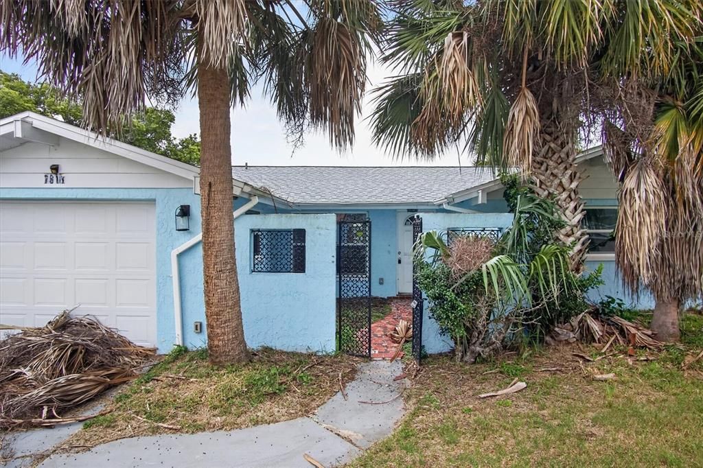For Sale: $239,990 (3 beds, 2 baths, 1277 Square Feet)