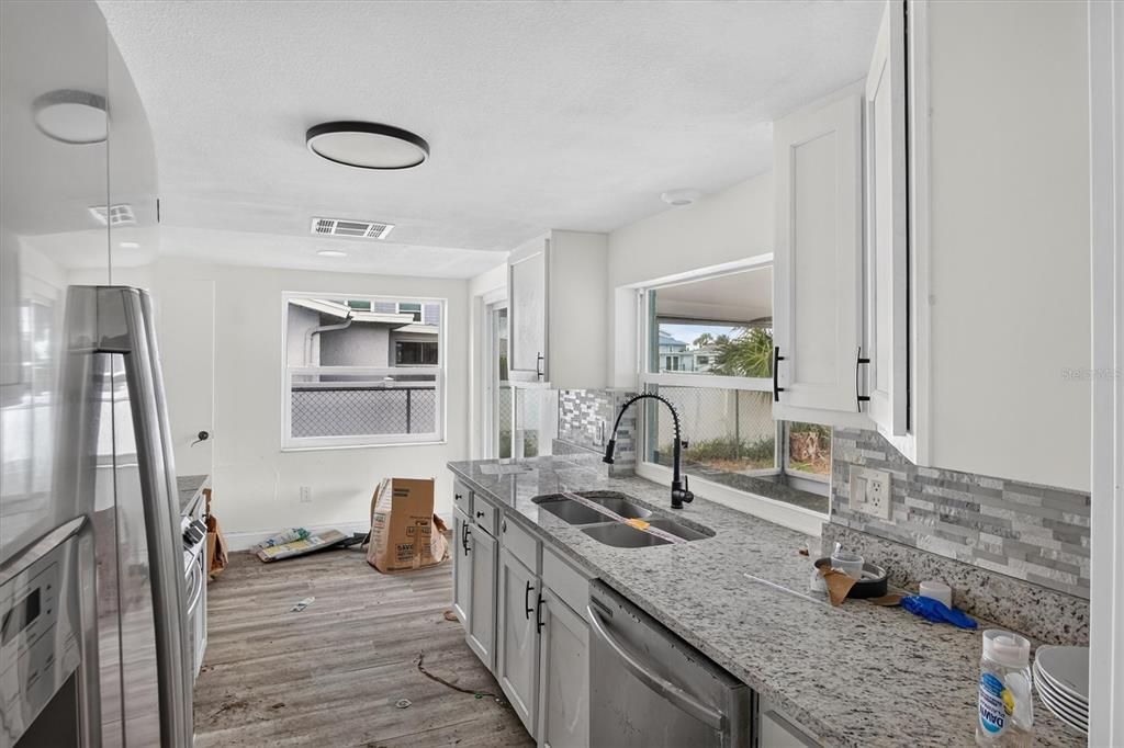 For Sale: $239,990 (3 beds, 2 baths, 1277 Square Feet)