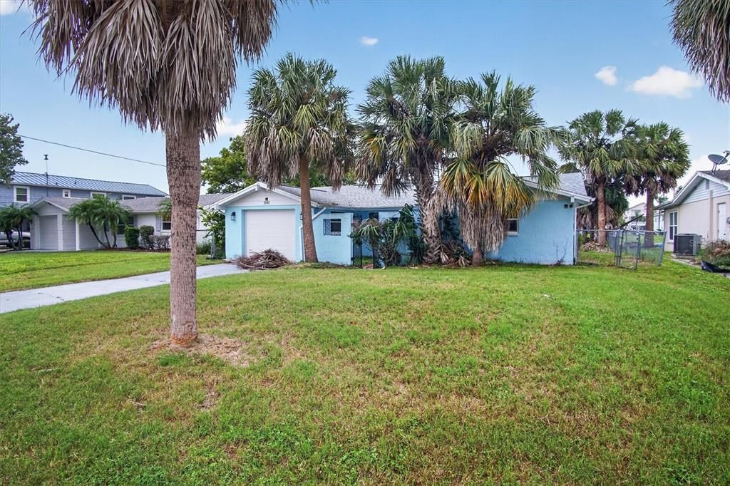 For Sale: $239,990 (3 beds, 2 baths, 1277 Square Feet)