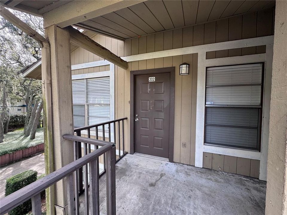 For Rent: $1,500 (2 beds, 2 baths, 912 Square Feet)