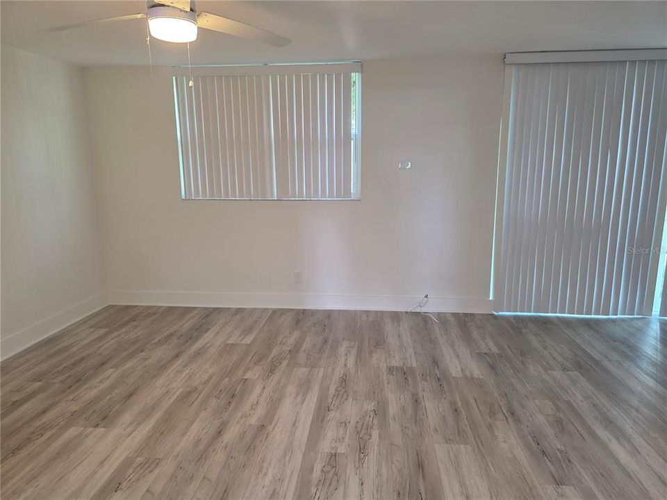 For Rent: $1,795 (2 beds, 1 baths, 925 Square Feet)