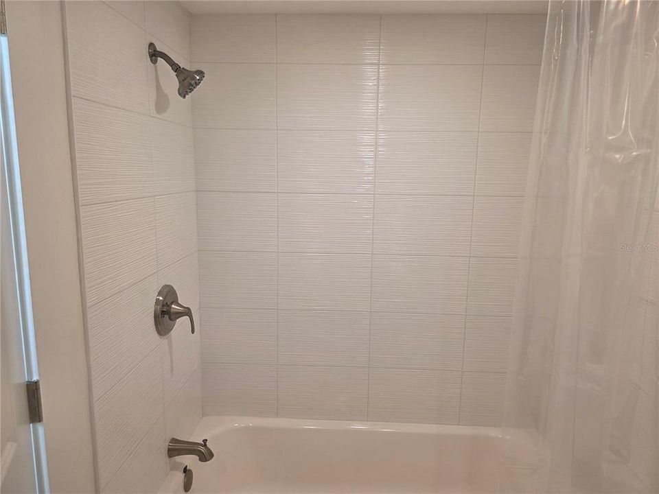 For Rent: $1,795 (2 beds, 1 baths, 925 Square Feet)