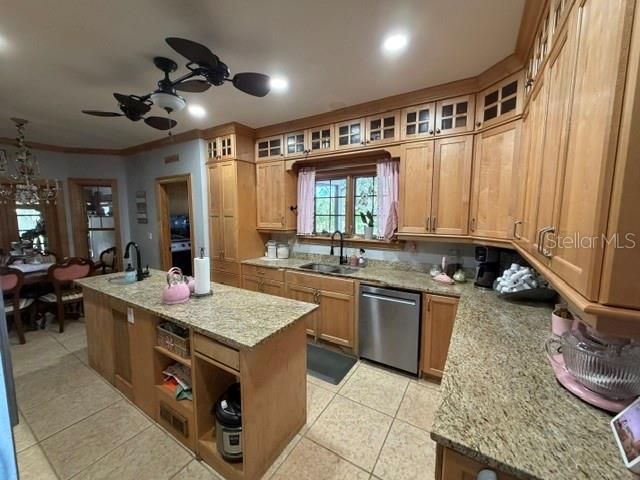 For Sale: $1,100,000 (3 beds, 3 baths, 2791 Square Feet)