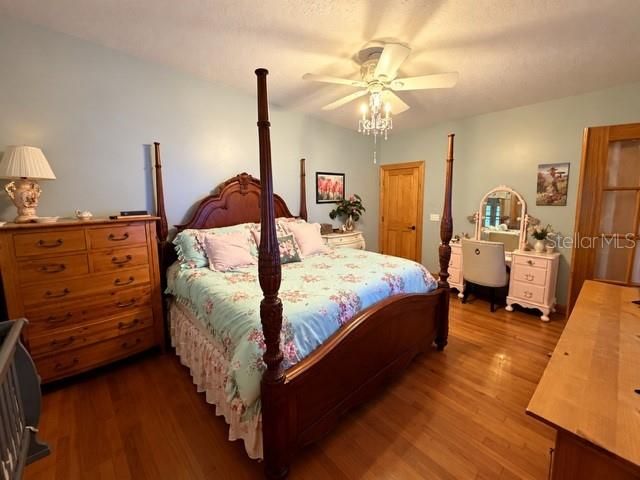 For Sale: $1,100,000 (3 beds, 3 baths, 2791 Square Feet)