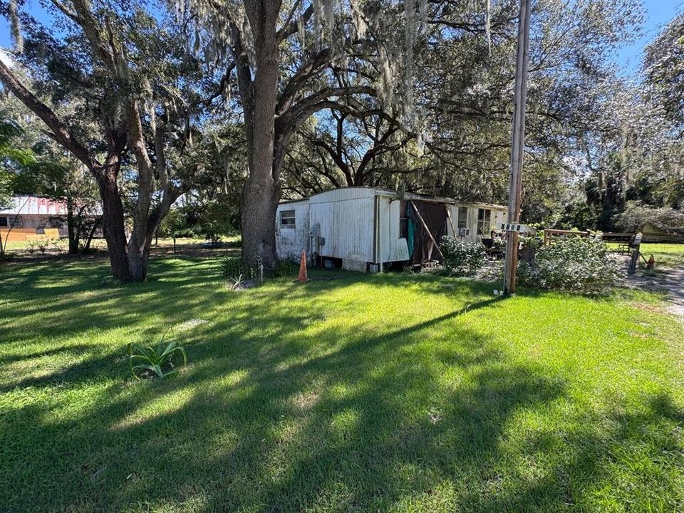 For Sale: $58,000 (2 beds, 1 baths, 730 Square Feet)