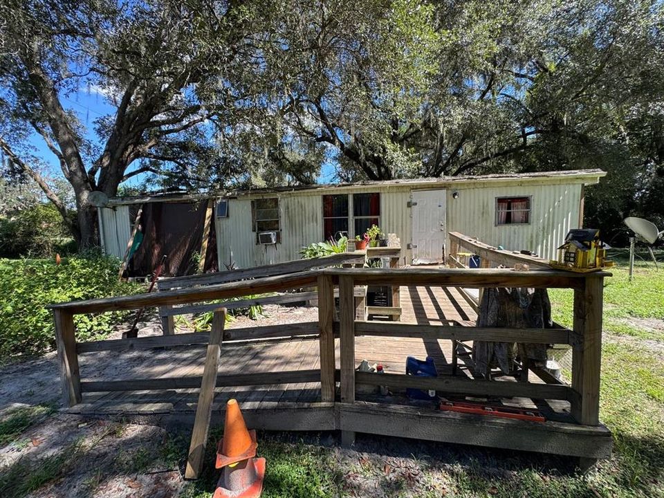 For Sale: $58,000 (2 beds, 1 baths, 730 Square Feet)