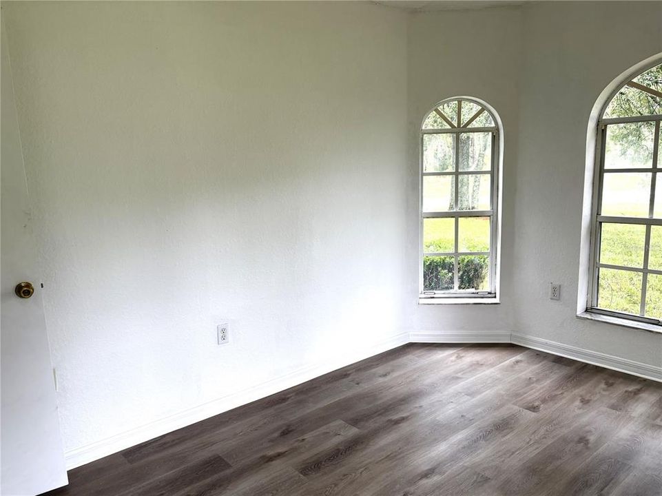 En Venta: $285,000 (3 camas, 2 baños, 1535 Pies cuadrados)