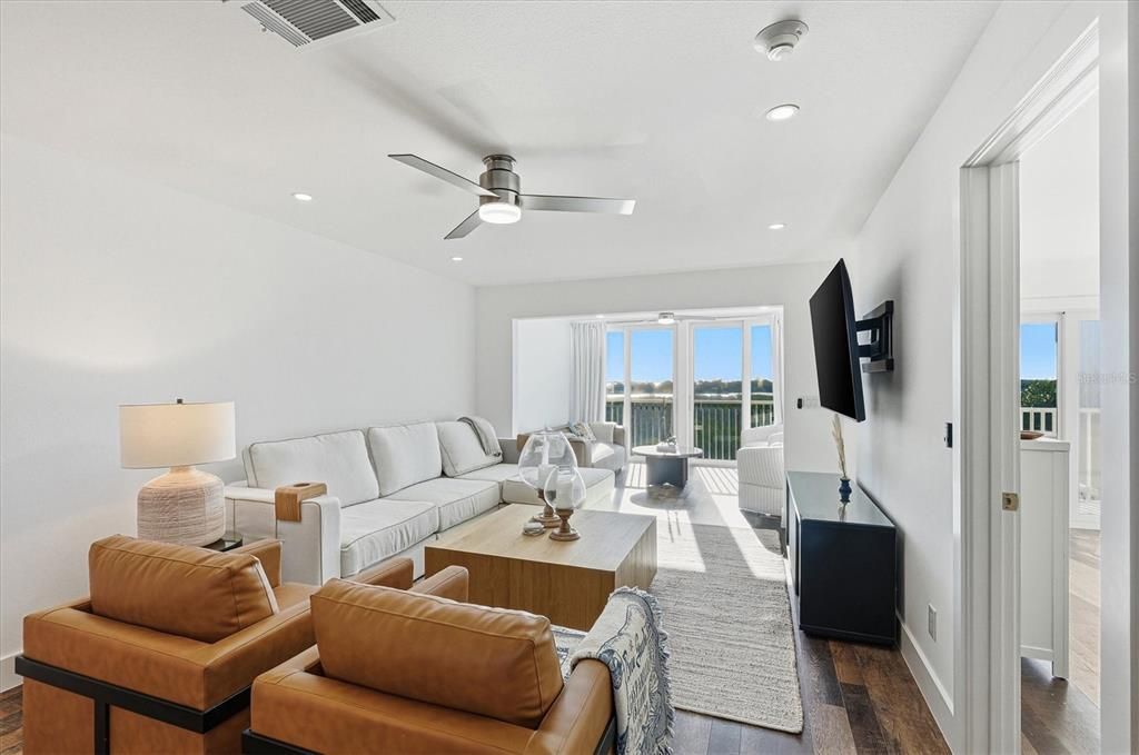 En Venta: $1,495,000 (2 camas, 2 baños, 1417 Pies cuadrados)