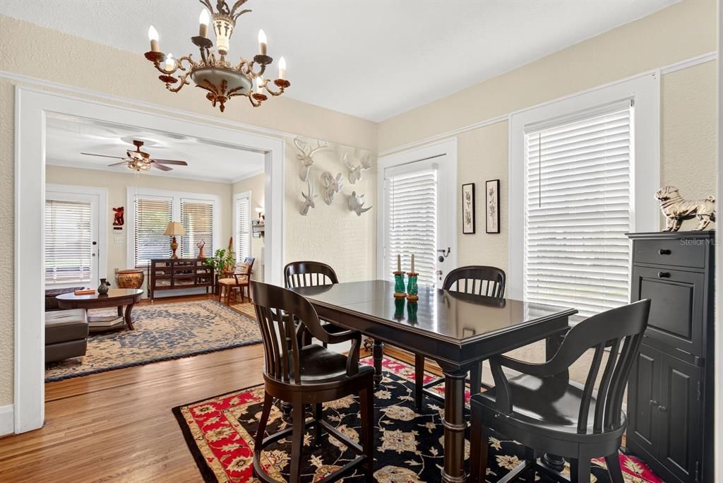 For Sale: $395,000 (3 beds, 2 baths, 1756 Square Feet)