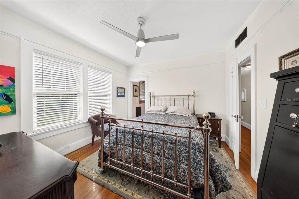 For Sale: $395,000 (3 beds, 2 baths, 1756 Square Feet)