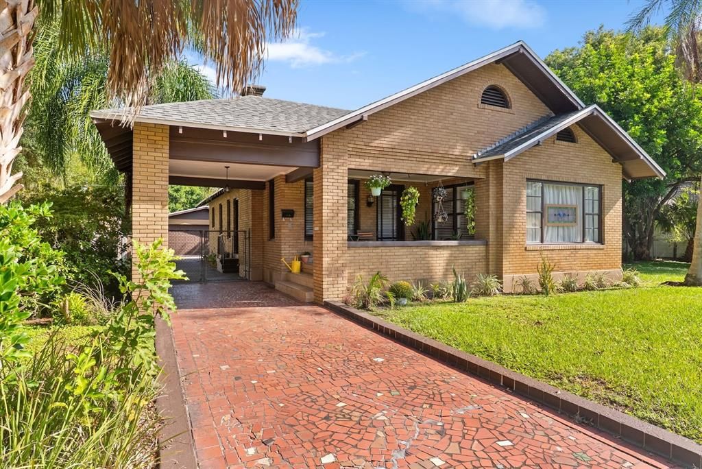 For Sale: $395,000 (3 beds, 2 baths, 1756 Square Feet)