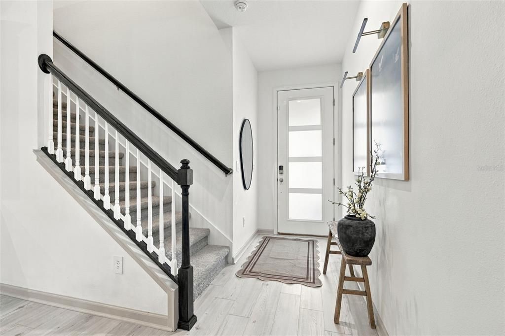 En Venta: $449,900 (4 camas, 3 baños, 2586 Pies cuadrados)