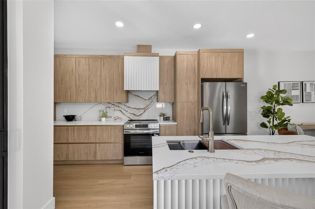 На продажу: $499,000 (3 спален, 2 ванн, 1565 Квадратных фут)