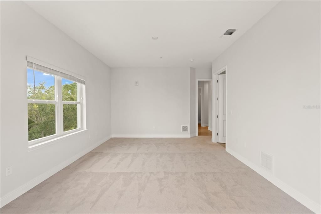 For Rent: $3,300 (3 beds, 2 baths, 1854 Square Feet)