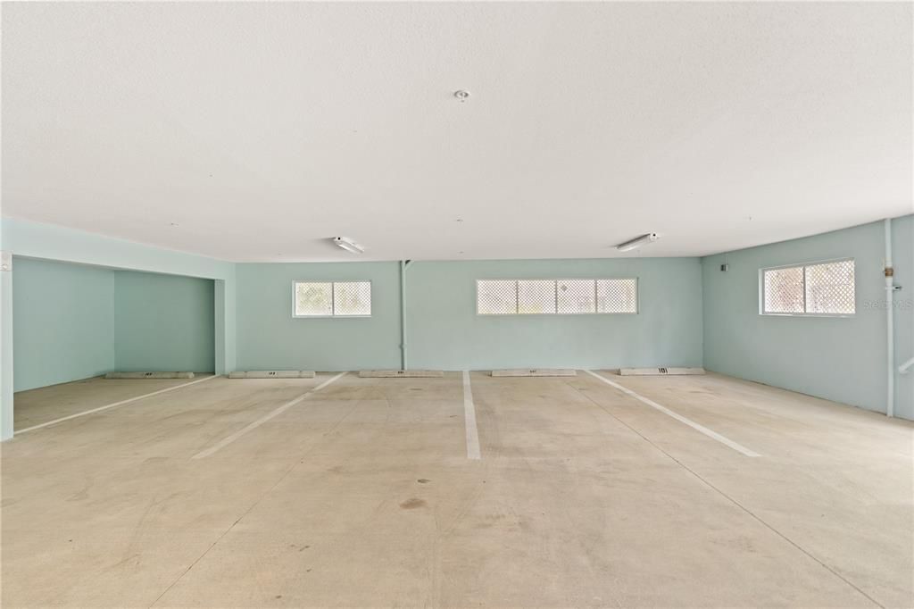 For Rent: $3,300 (3 beds, 2 baths, 1854 Square Feet)