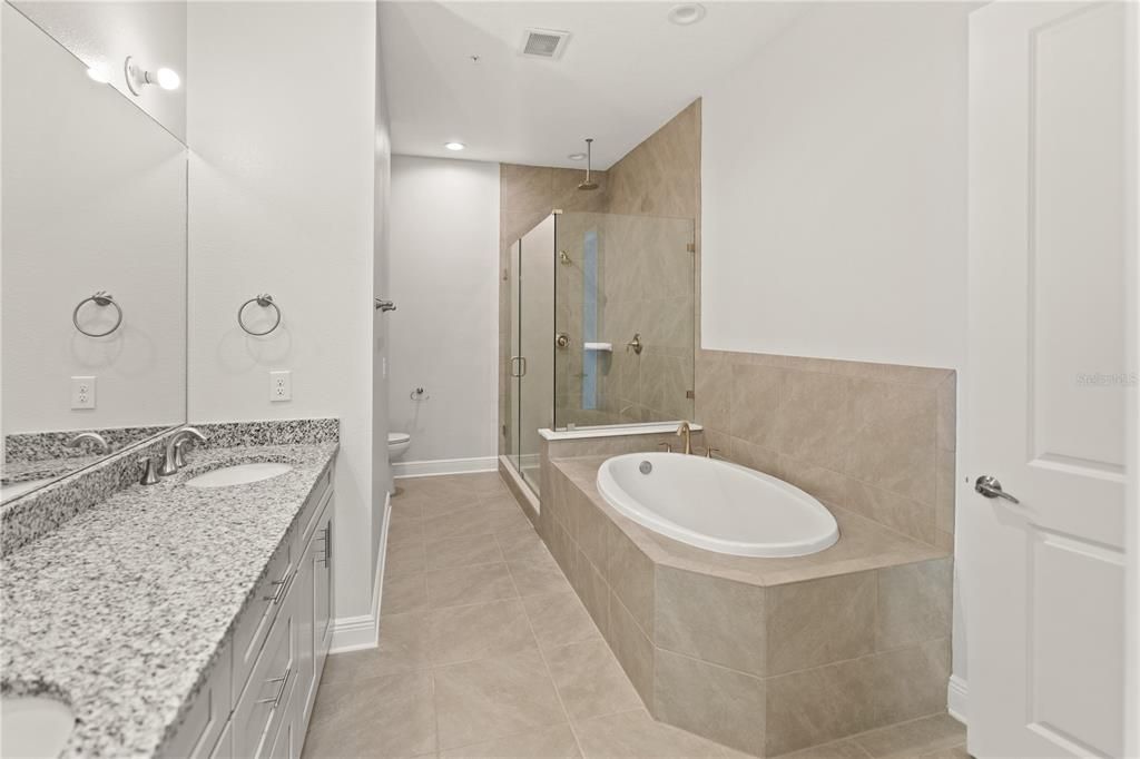 For Rent: $3,300 (3 beds, 2 baths, 1854 Square Feet)