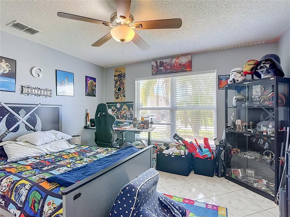 For Rent: $2,600 (3 beds, 2 baths, 1684 Square Feet)