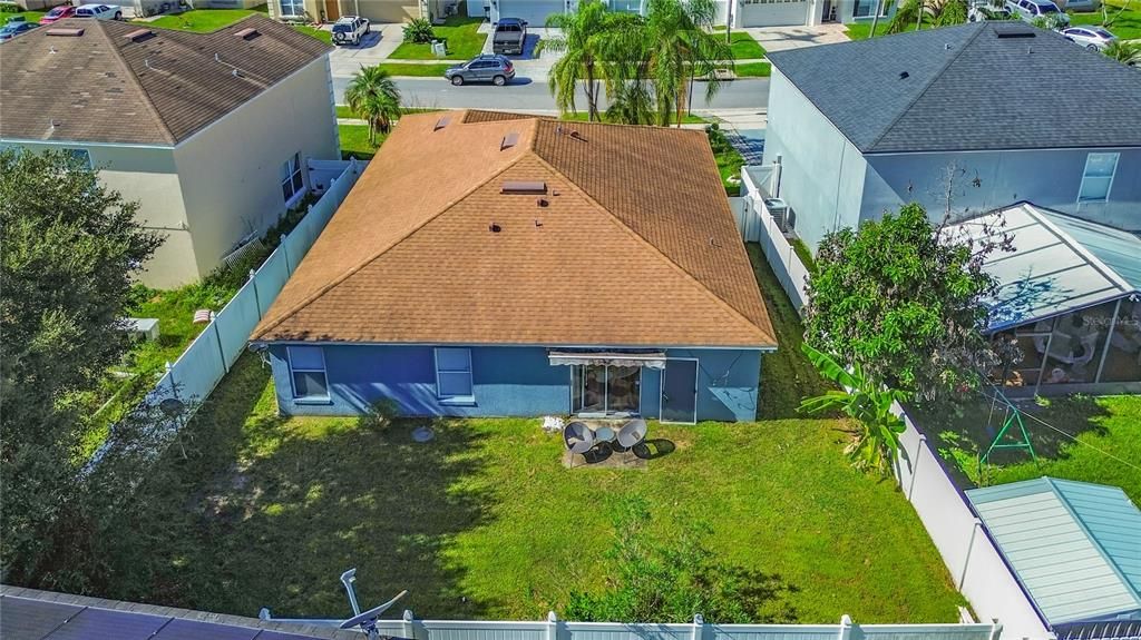 For Rent: $2,600 (3 beds, 2 baths, 1684 Square Feet)