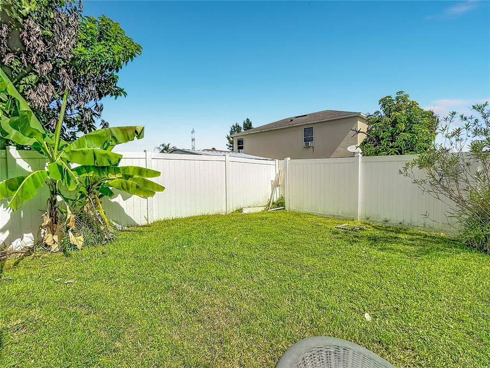 For Rent: $2,600 (3 beds, 2 baths, 1684 Square Feet)