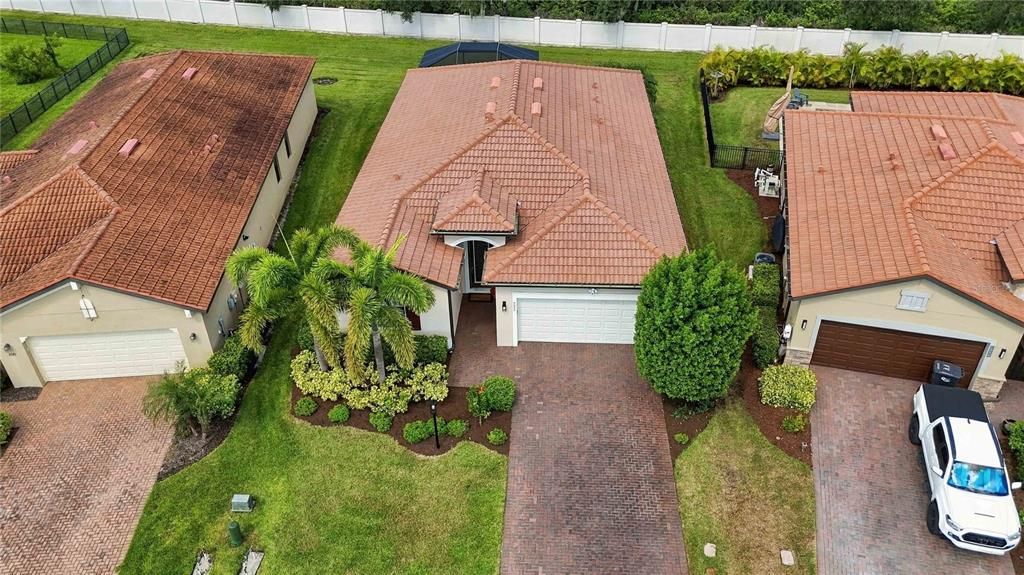 En Venta: $545,000 (3 camas, 3 baños, 2016 Pies cuadrados)