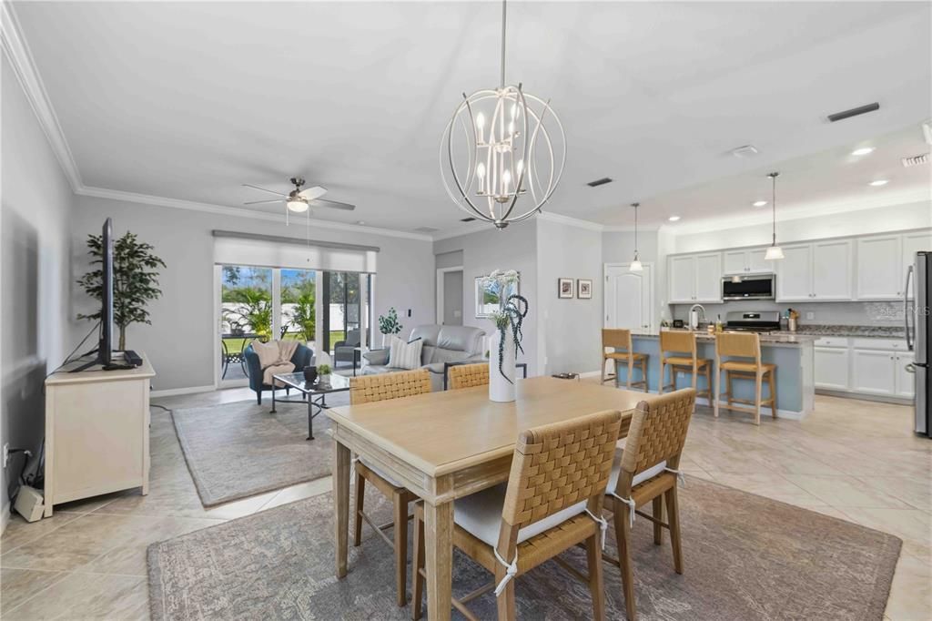 En Venta: $545,000 (3 camas, 3 baños, 2016 Pies cuadrados)