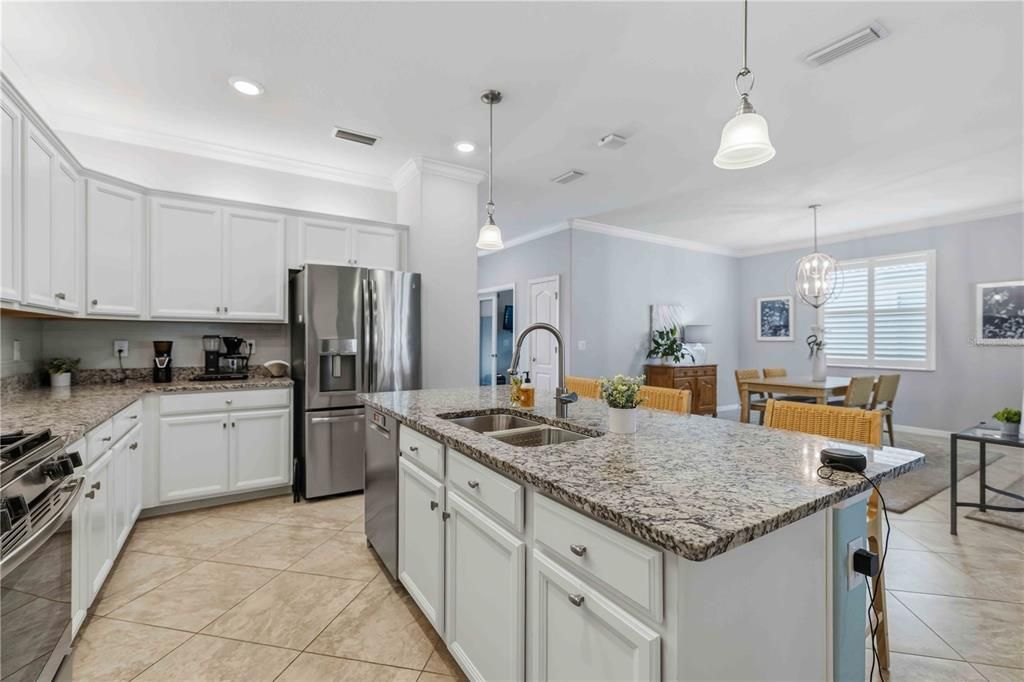 En Venta: $545,000 (3 camas, 3 baños, 2016 Pies cuadrados)